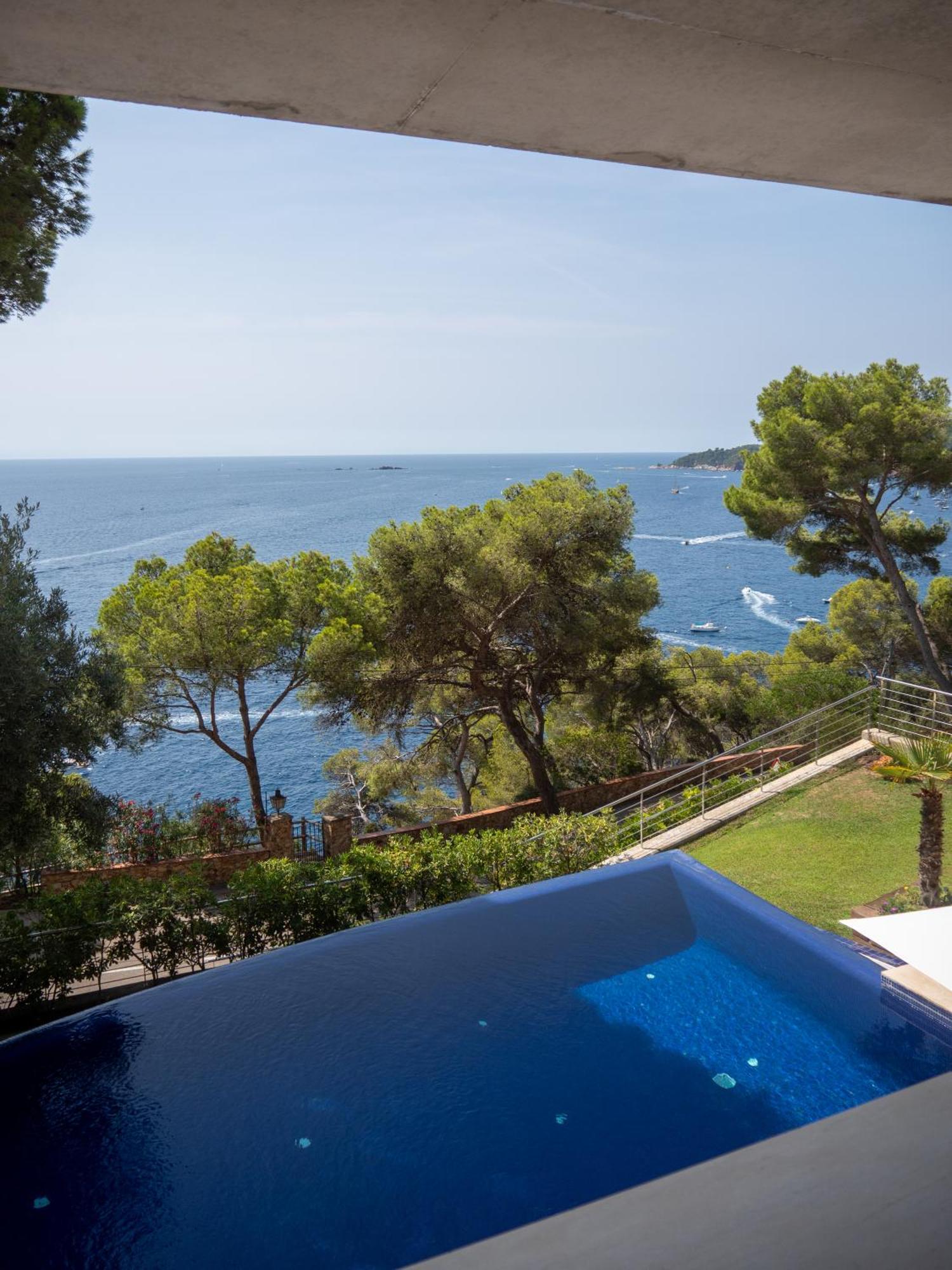 Blueview Villa Llafranc Esterno foto
